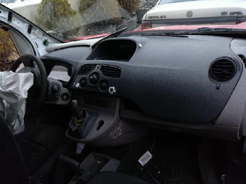 renault kangoo del año 2010