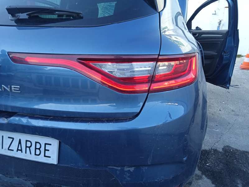 renault megane iv berlina 5p del año 2018