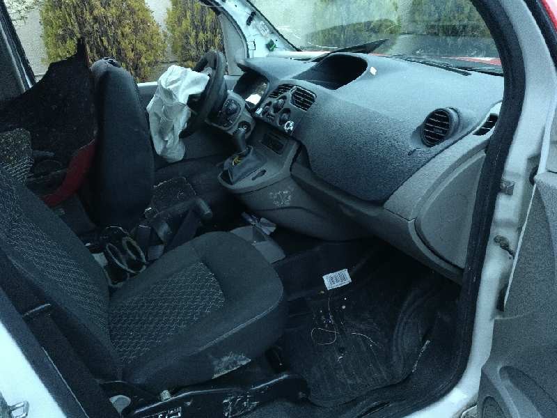 renault kangoo del año 2010