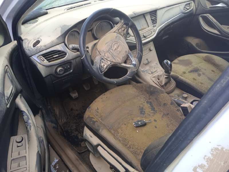 opel astra k lim. 5türig del año 2016