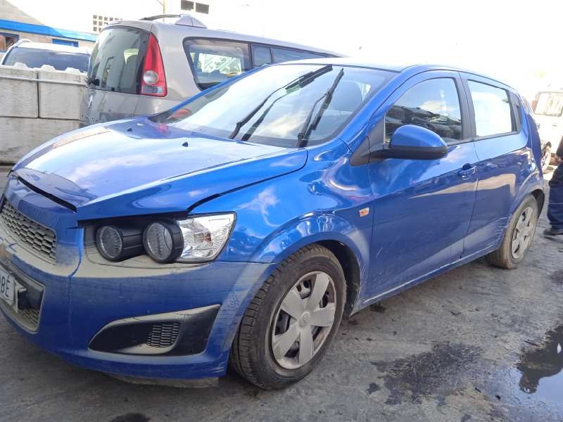 chevrolet aveo berlina hatchback del año 2012