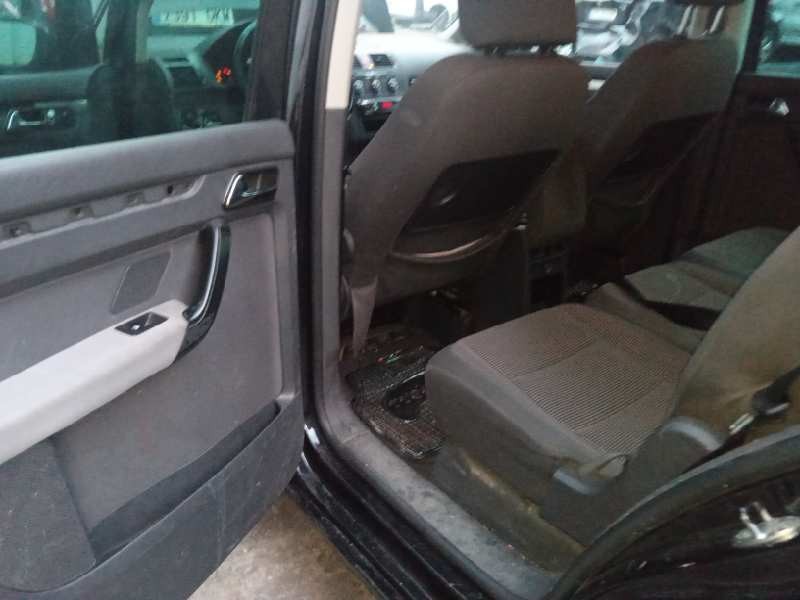 volkswagen touran (1t1) del año 2004