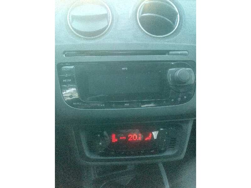 seat ibiza st (6j8) del año 2010