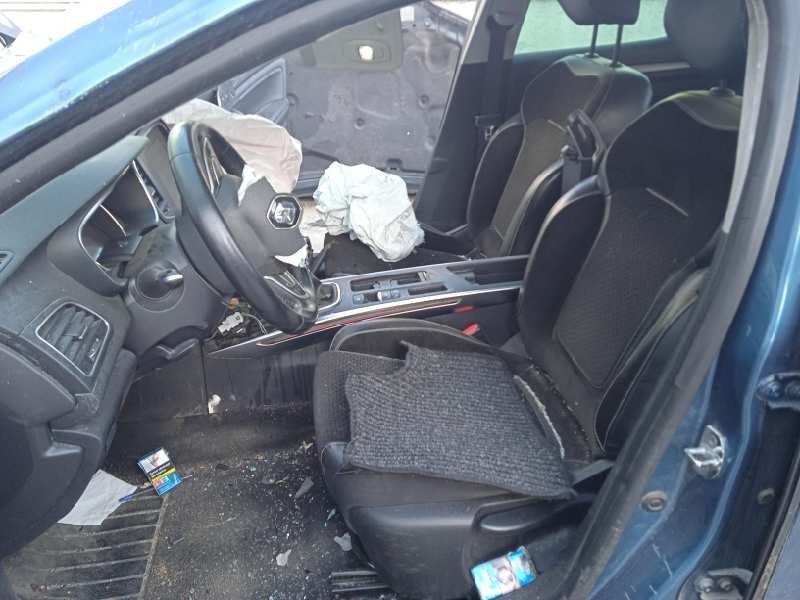 renault megane iv berlina 5p del año 2018