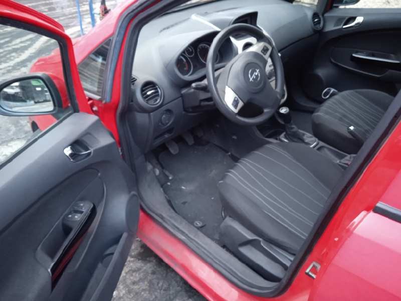 opel corsa d del año 2008