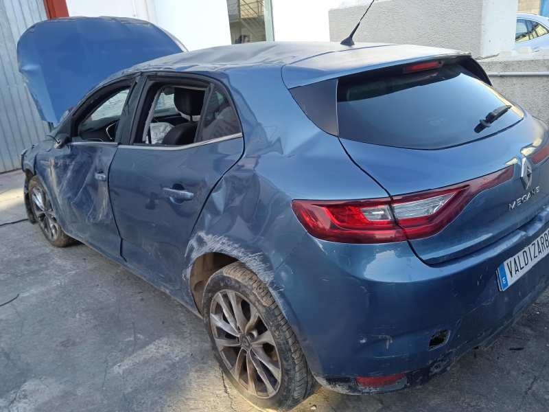 renault megane iv berlina 5p del año 2018