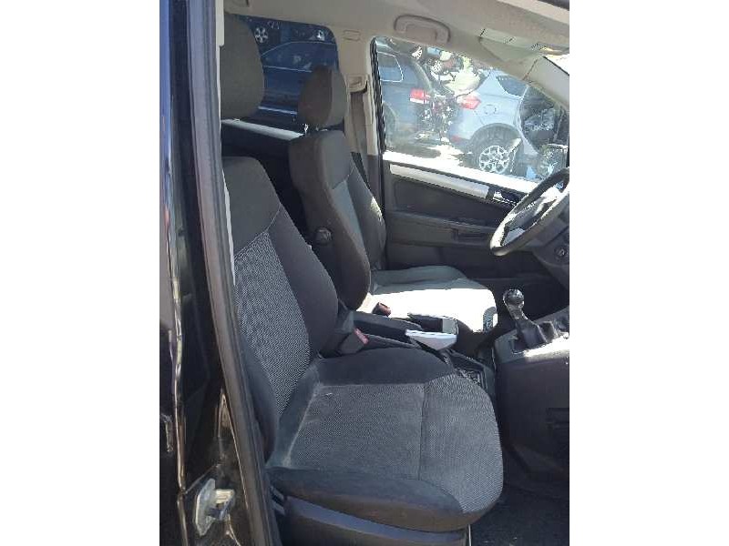 opel zafira b del año 2009