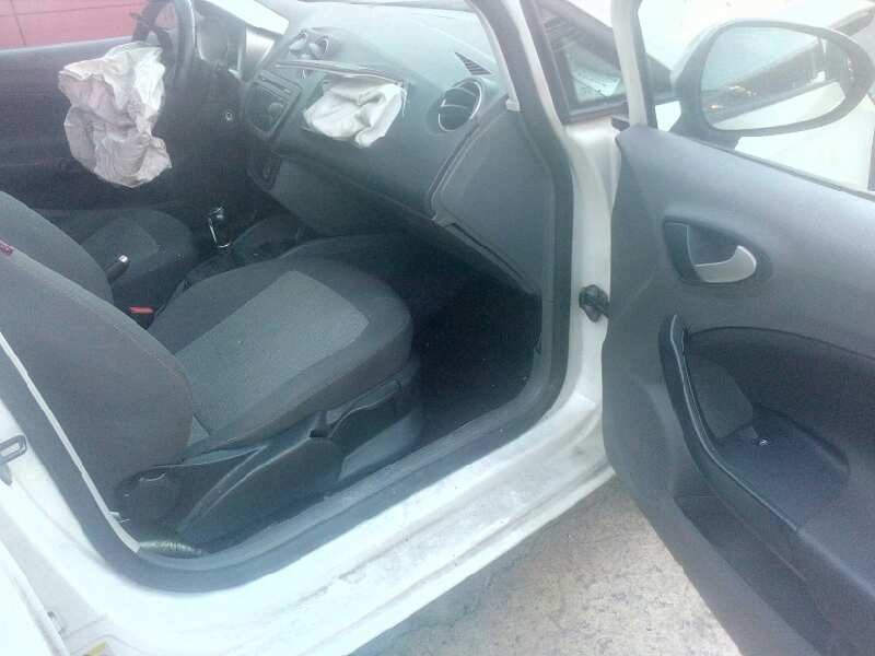seat ibiza st (6j8) del año 2010