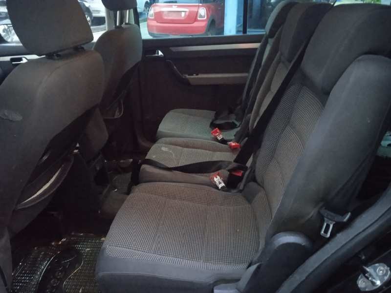 volkswagen touran (1t1) del año 2004