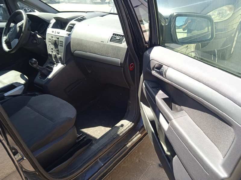 opel zafira b del año 2009