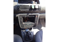 seat alhambra (7v9) del año 2004 2