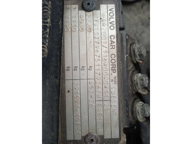 volvo xc70 del año 2004