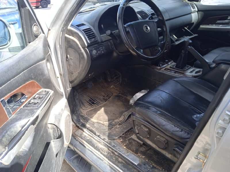 ssangyong rexton del año 2005