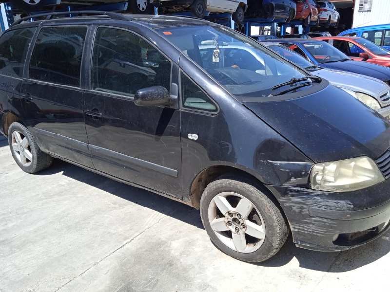 seat alhambra (7v9) del año 2004