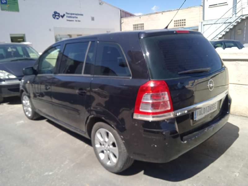 opel zafira b del año 2009