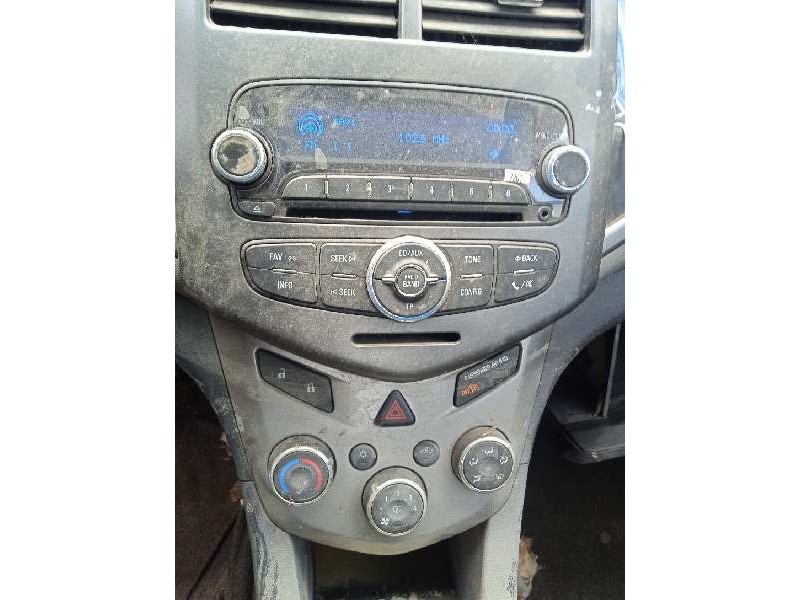 chevrolet aveo berlina hatchback del año 2012