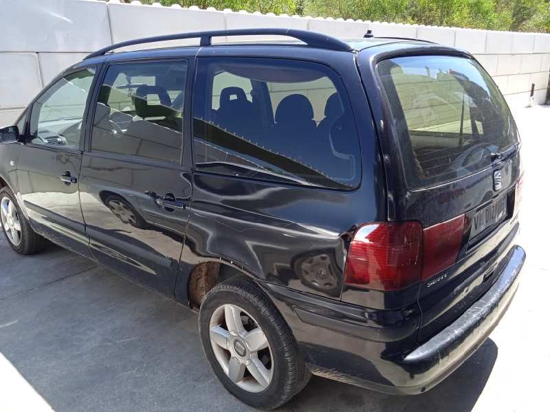 seat alhambra (7v9) del año 2004