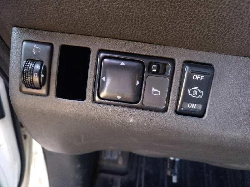 nissan pathfinder (r51) del año 2008