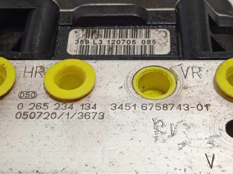 Recambio de abs para bmw serie 5 berlina (e60) 525d referencia OEM IAM 34516758743 34516769703 0265234134