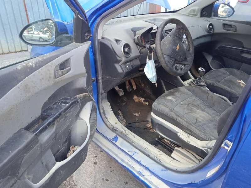 chevrolet aveo berlina hatchback del año 2012