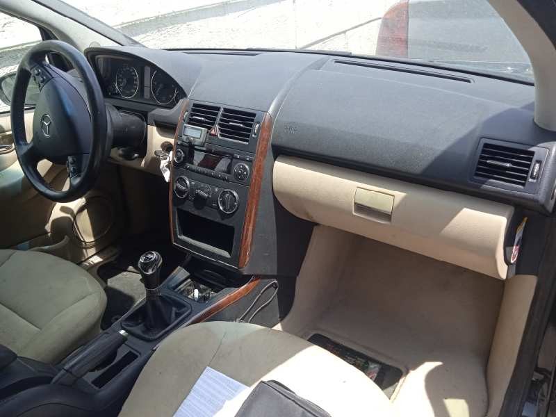 mercedes-benz clase a (w169) del año 2004