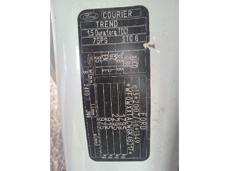 ford transit courier del año 2016