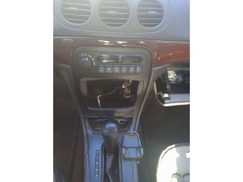 chrysler 300 m (lr) del año 2001