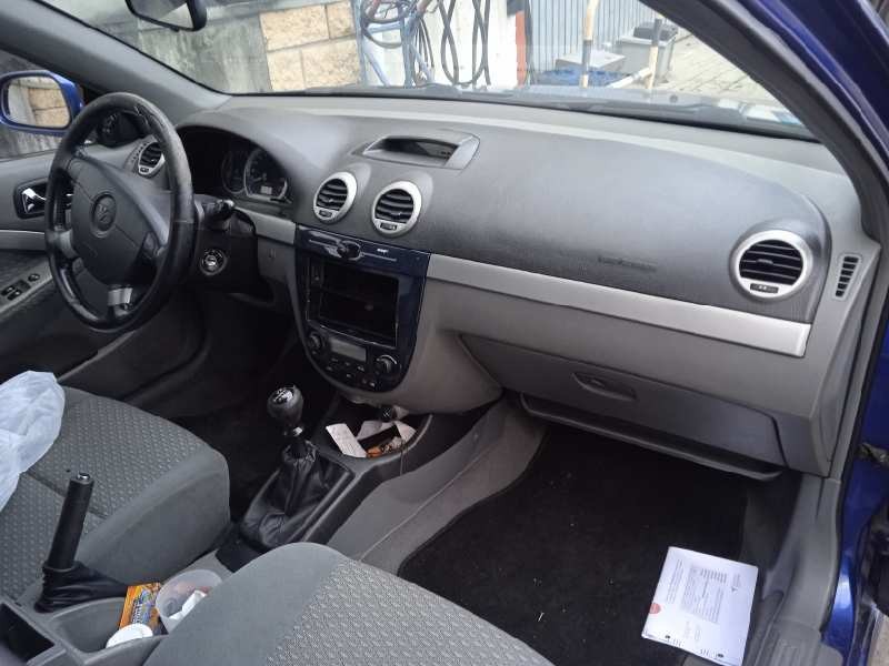 daewoo nubira berlina del año 2005