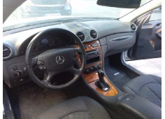 mercedes-benz clase clk (w209) coupe del año 2002 2