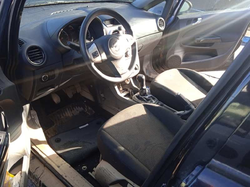 opel corsa d del año 2011