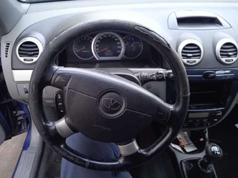 daewoo nubira berlina del año 2005