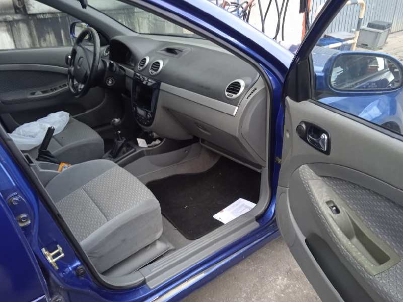 daewoo nubira berlina del año 2005