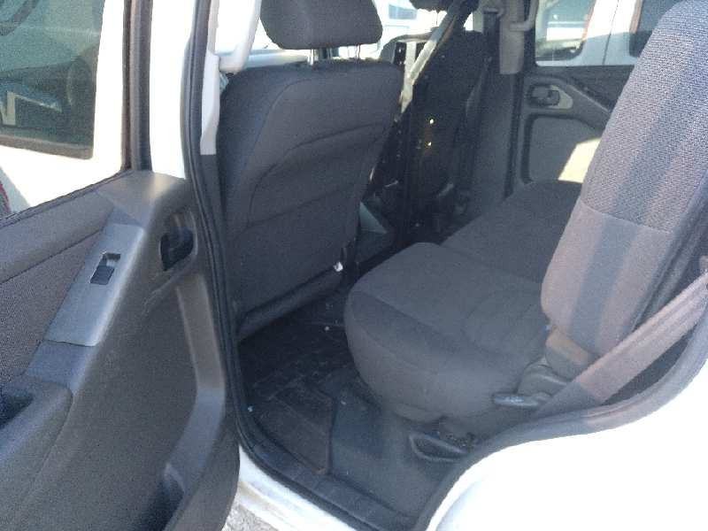 nissan pathfinder (r51) del año 2008