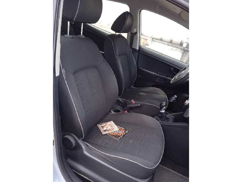 kia venga del año 2011