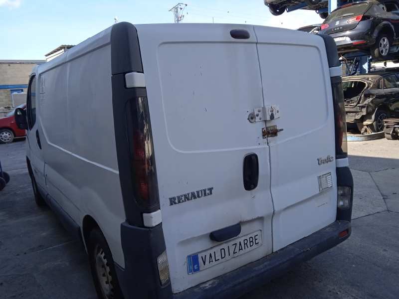 renault trafic combi (ab 4.01) del año 2005