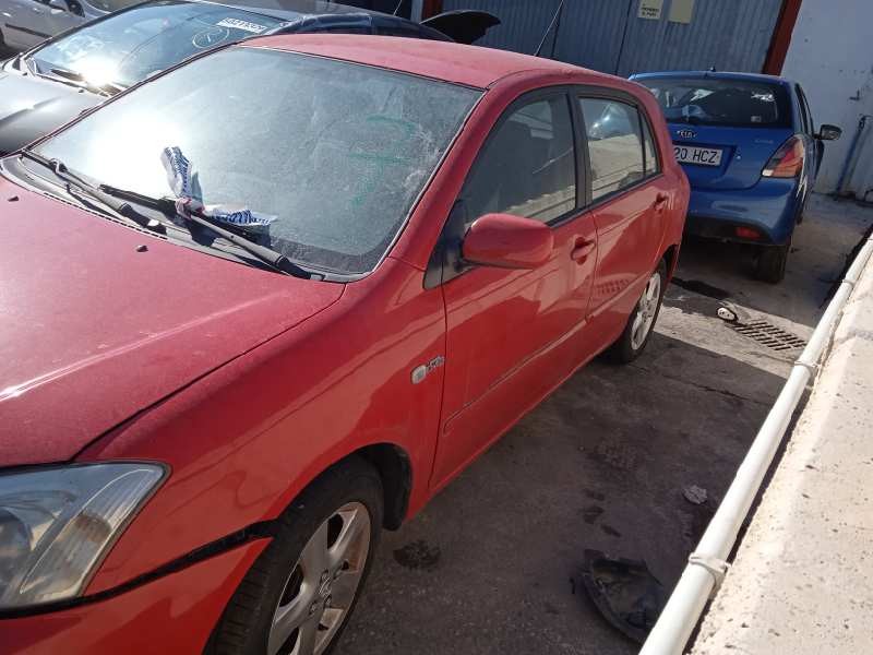 toyota corolla (e12) del año 2004