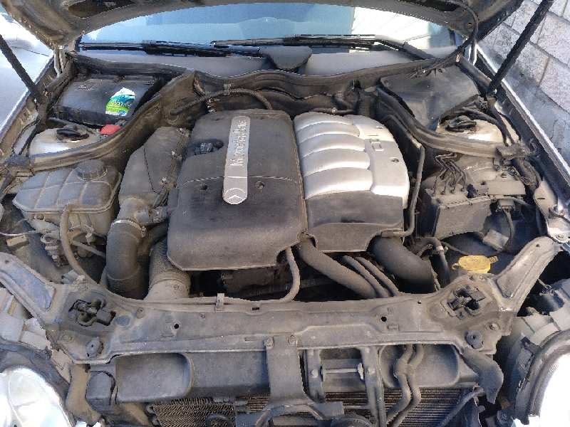 mercedes-benz clase clk (w209) coupe del año 2002