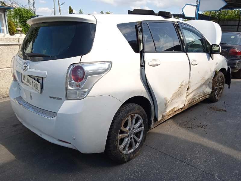 toyota verso del año 2012