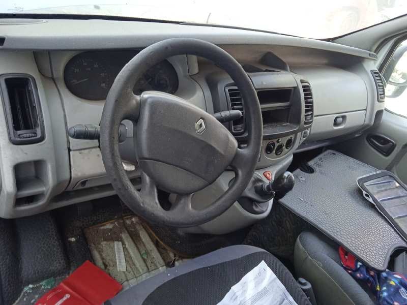 renault trafic combi (ab 4.01) del año 2005