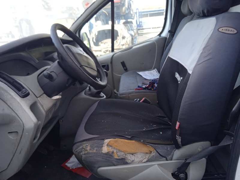 renault trafic combi (ab 4.01) del año 2005