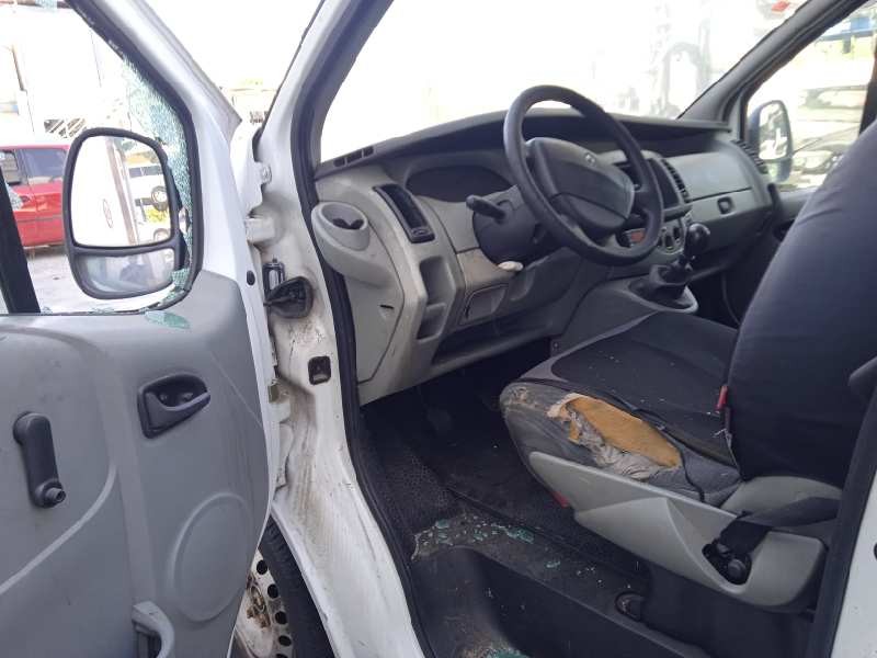 renault trafic combi (ab 4.01) del año 2005