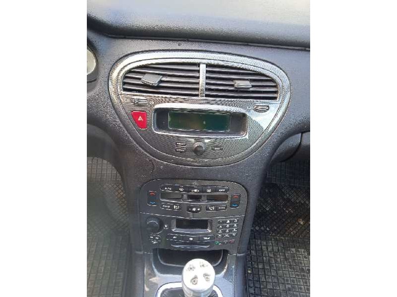 peugeot 607 (s1) del año 2002