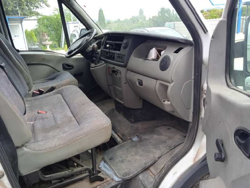 nissan interstar (x70) del año 2004