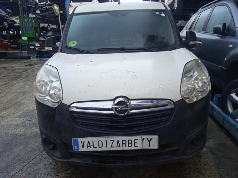 opel combo d del año 2014