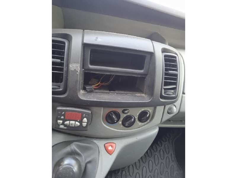 renault trafic combi (ab 4.01) del año 2005