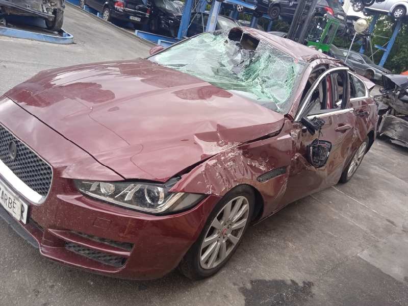 jaguar xe del año 2016