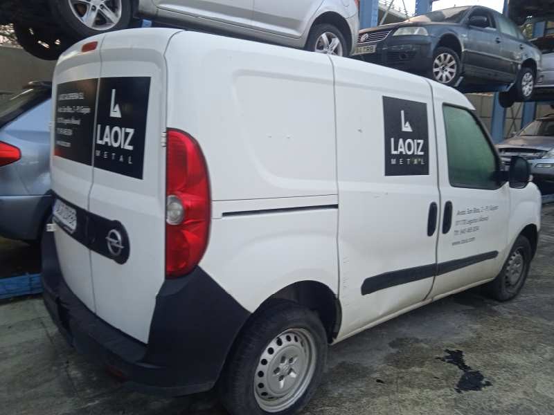 opel combo d del año 2014