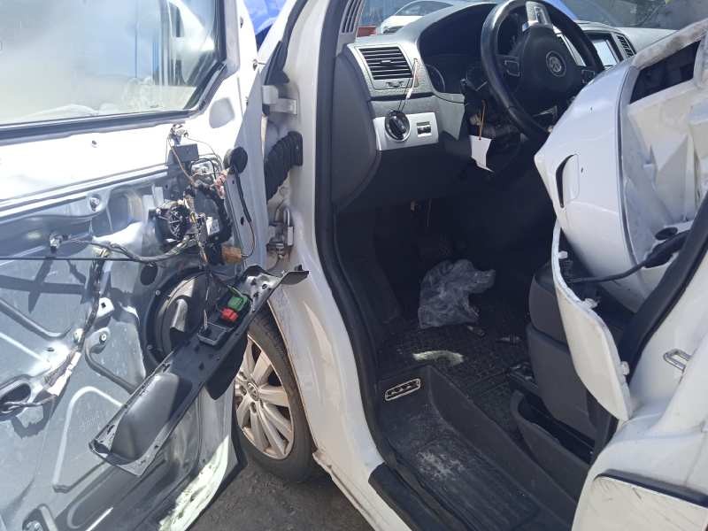 volkswagen t5 transporter (7e) del año 2012