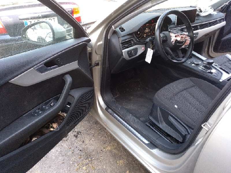 audi a4 berlina (8w2) del año 2016