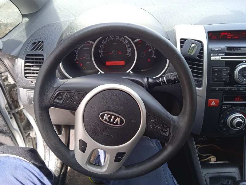 kia venga del año 2011